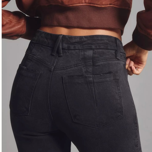 Good American Good Legs Mid-Rise Straight Jeans Darted Back Pockets BLACK340 - Picture 2 of 12